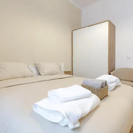 Unicas En La Rambla 3* Barcelona