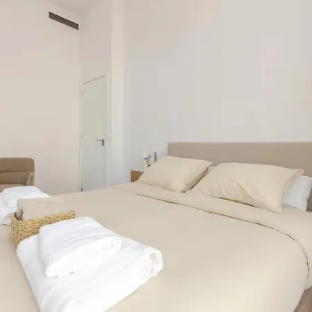 Unicas En La Rambla Hotel apartamentowy 3*
